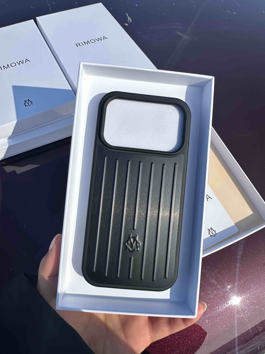 Чехол Rimowa для Apple iPhone 17 Pro черный купить,11566