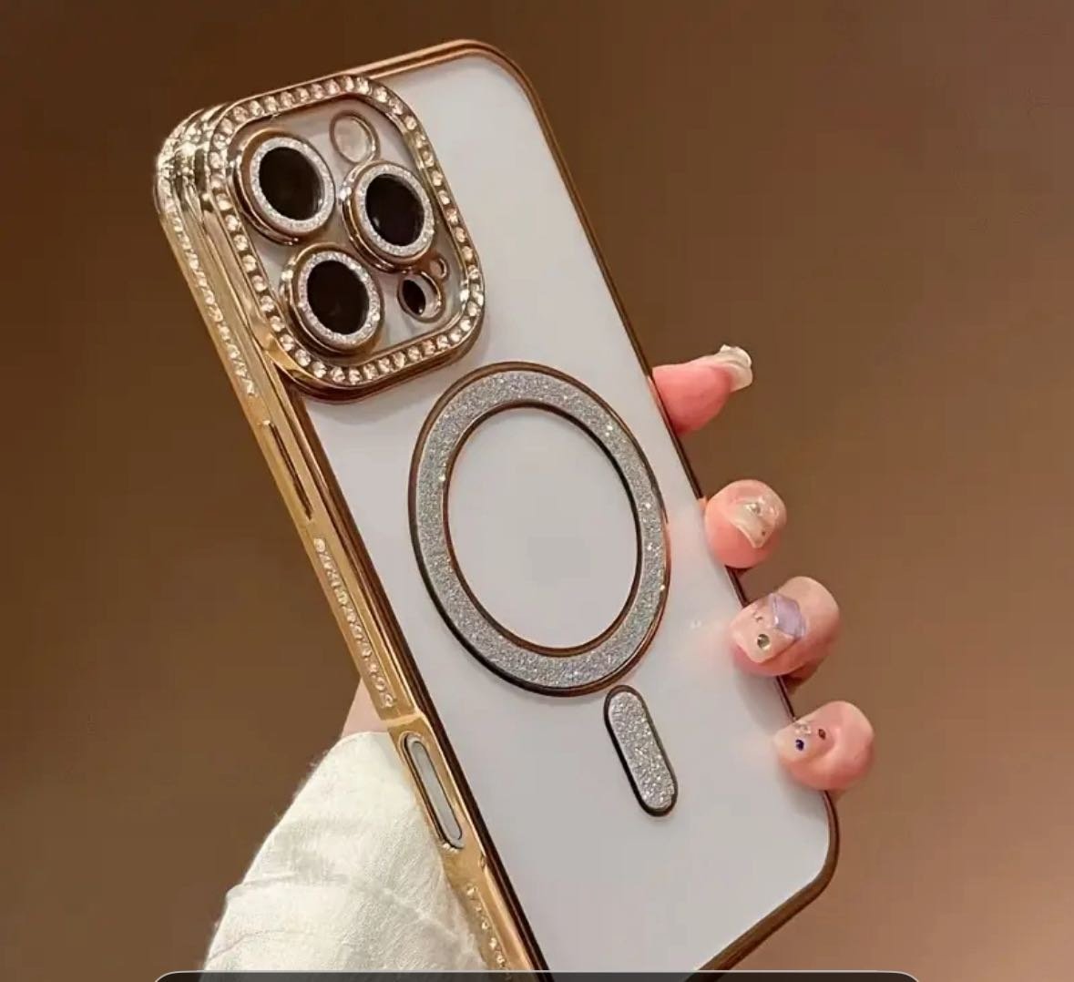 Чехол для Apple iPhone 16 Pro Max золотой купить,777