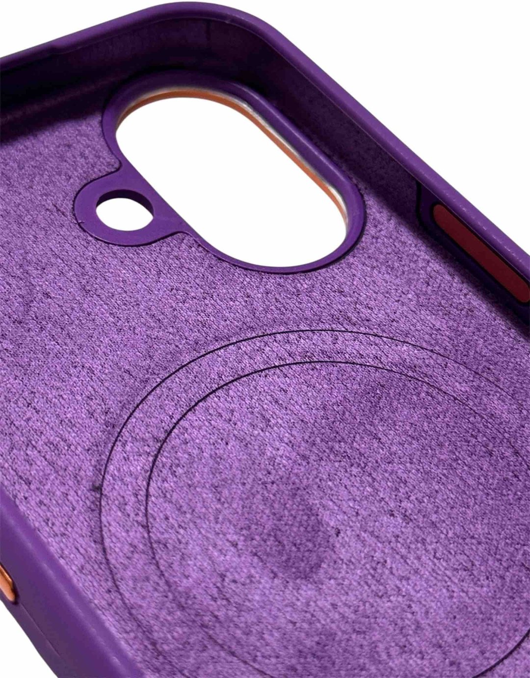 Чехол для Apple iPhone 17 фиолетовый купить,4500