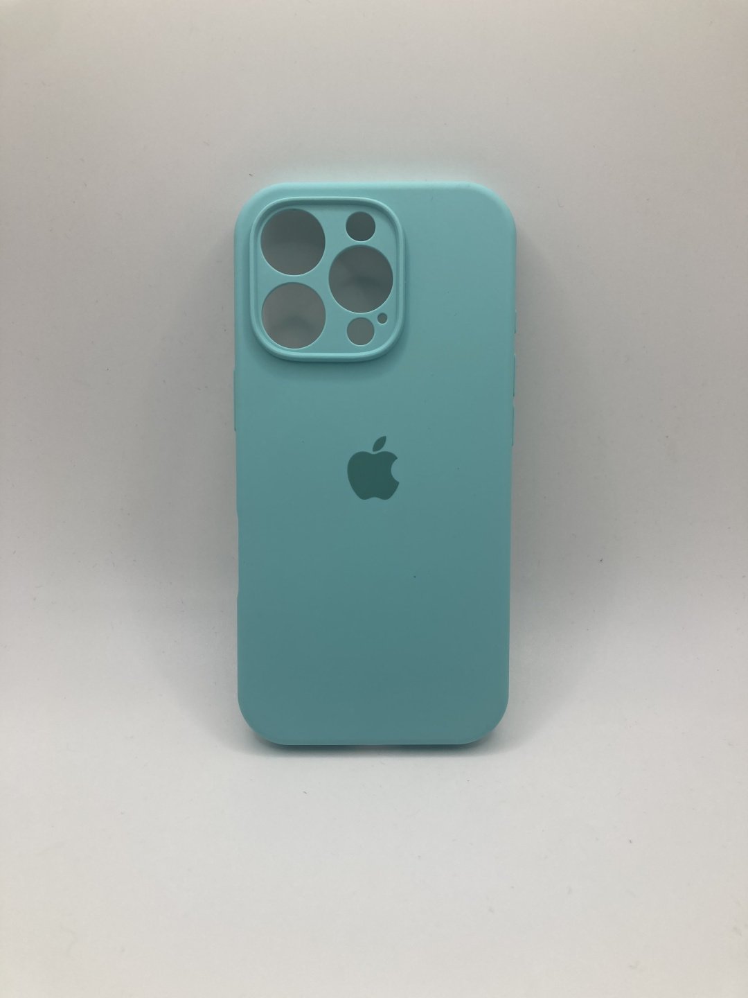 Чехол для Apple iPhone 16 Pro мятный купить,789