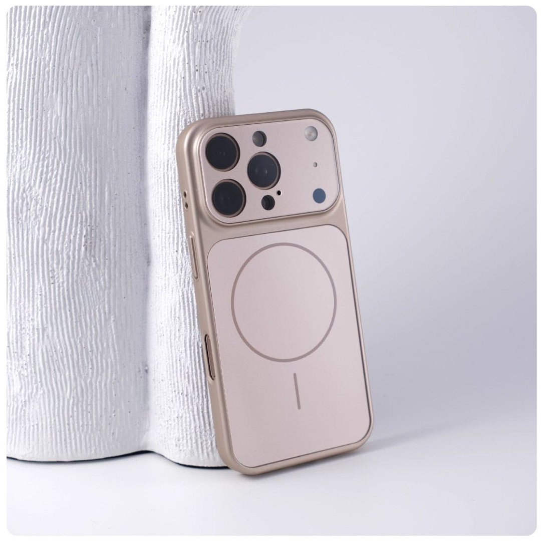 Чехол для Apple iPhone 16 Pro Max серый - ForteMarket Чехол для Apple iPhone 16 Pro Max серый купить,1500