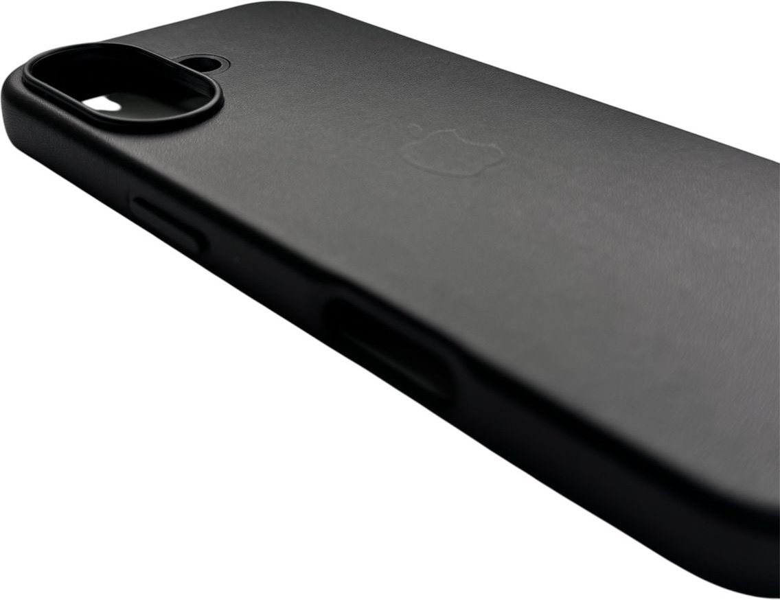 Чехол для Apple iPhone 17 черный купить,4115