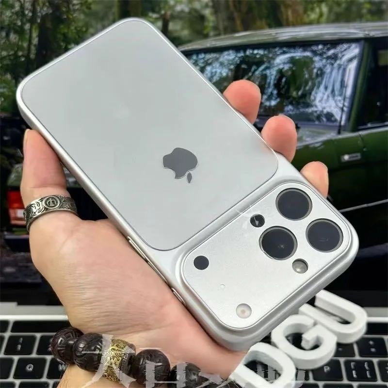 Чехол для Apple iPhone 16 Pro серебристый - ForteMarket Чехол для Apple iPhone 16 Pro серебристый купить,1459