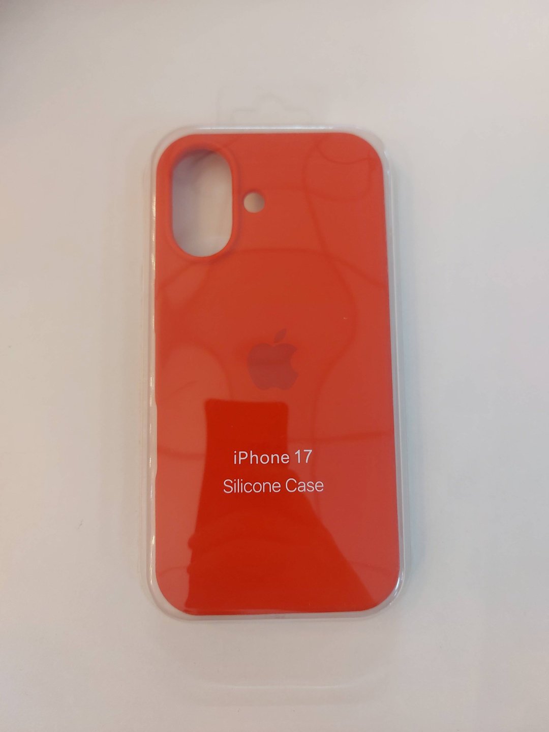 Чехол Silicon Power для Apple iPhone 17 красный купить,1268