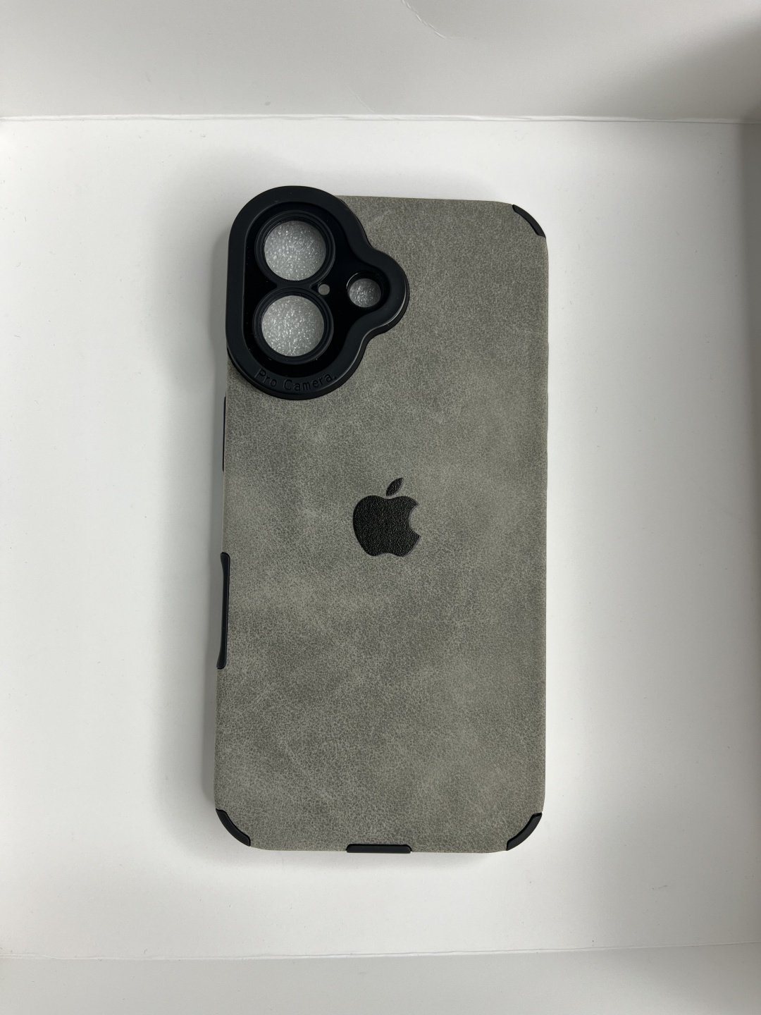 Чехол для Apple iPhone 16 серый купить,634