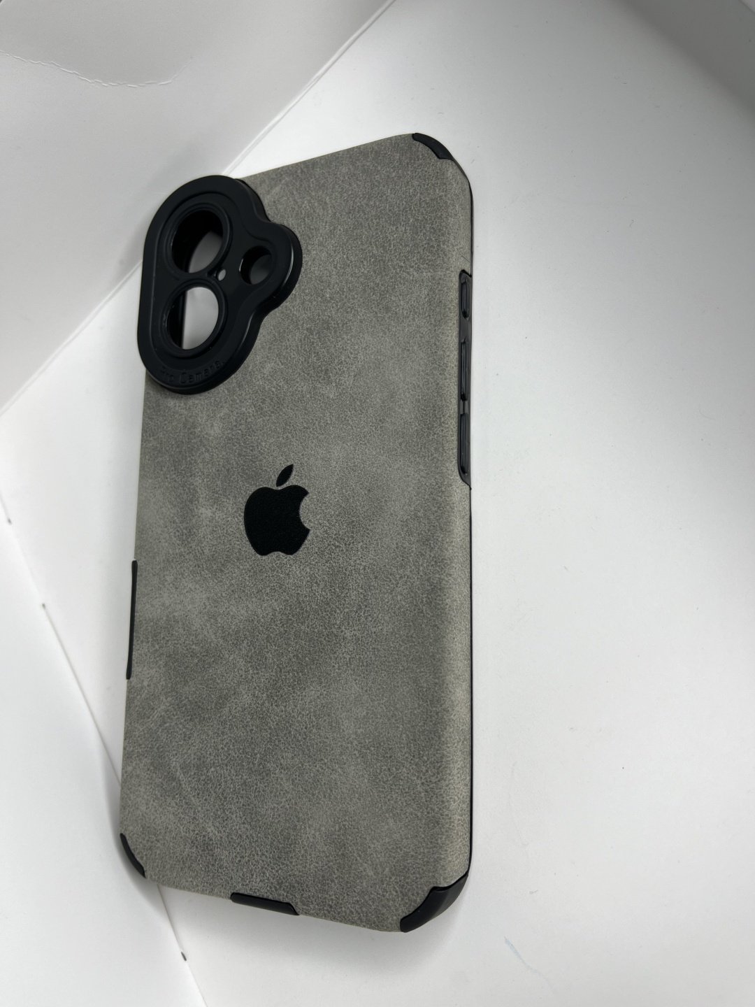 Чехол для Apple iPhone 16 серый купить,634