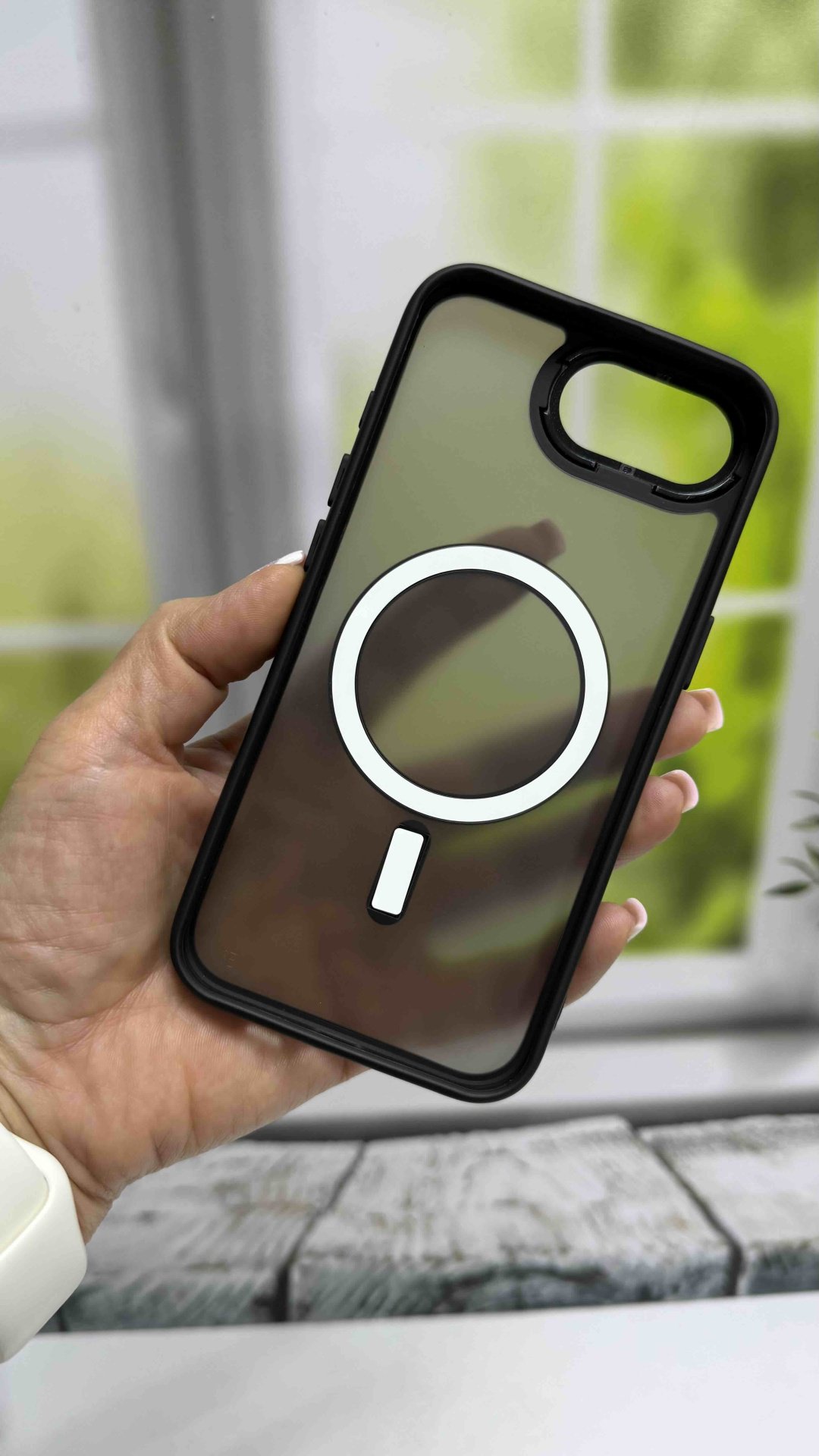 Чехол для Apple iPhone 16e черный купить,1270