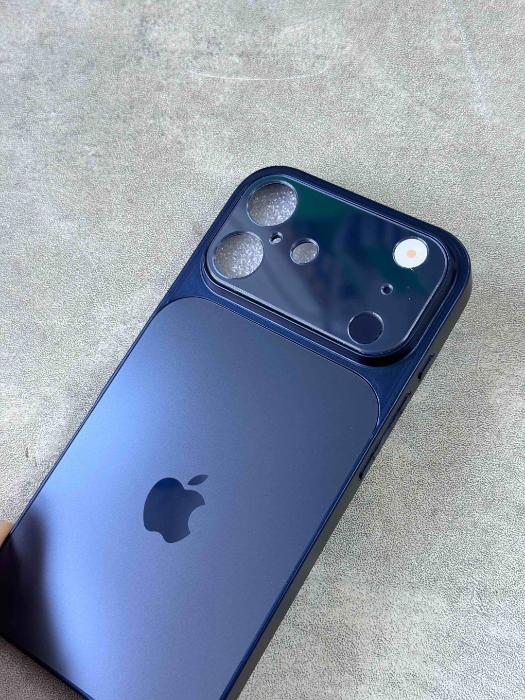 Чехол для Apple iPhone 16 синий - ForteMarket Чехол для Apple iPhone 16 синий купить,1500