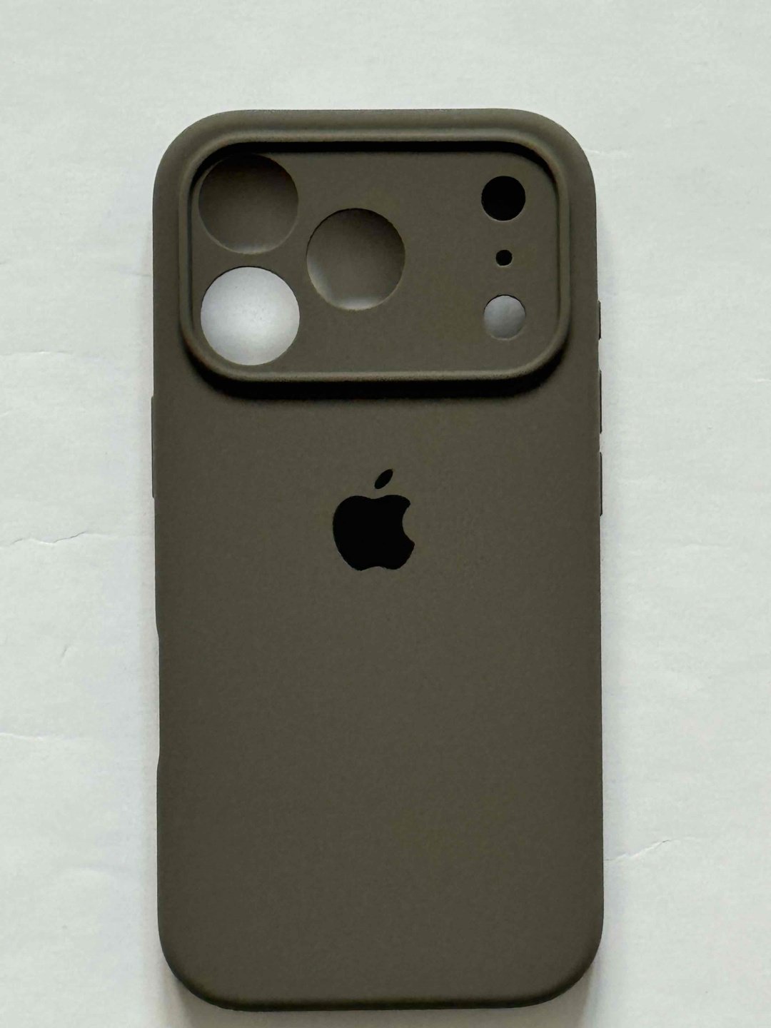 Чехол для Apple iPhone 17 Pro Max серый купить,952