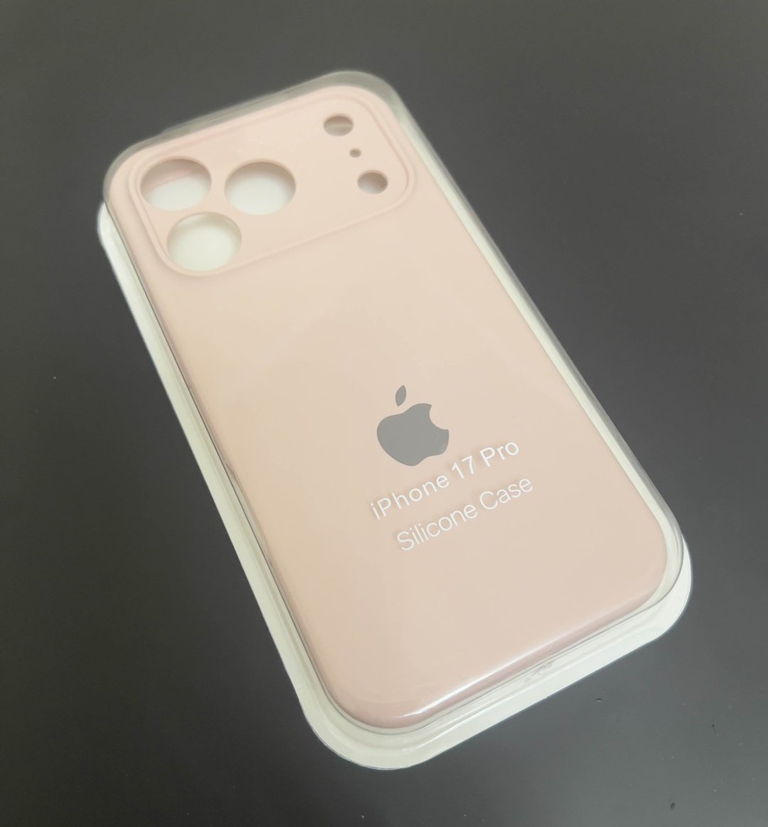 Чехол для Apple iPhone 17 Pro Max пудровый купить,990
