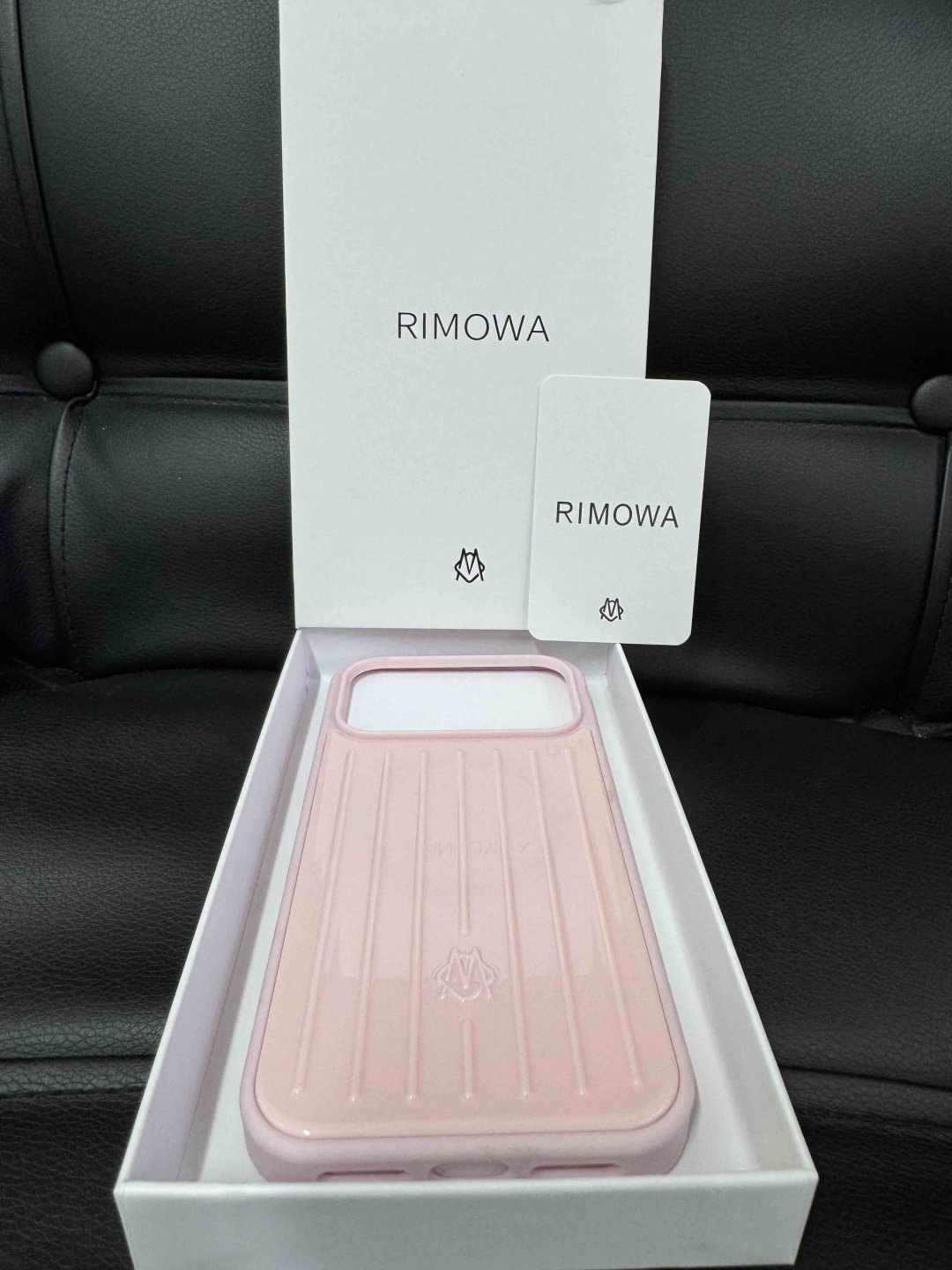 Чехол Rimowa для Apple iPhone 17 Pro Max розовый купить,11978