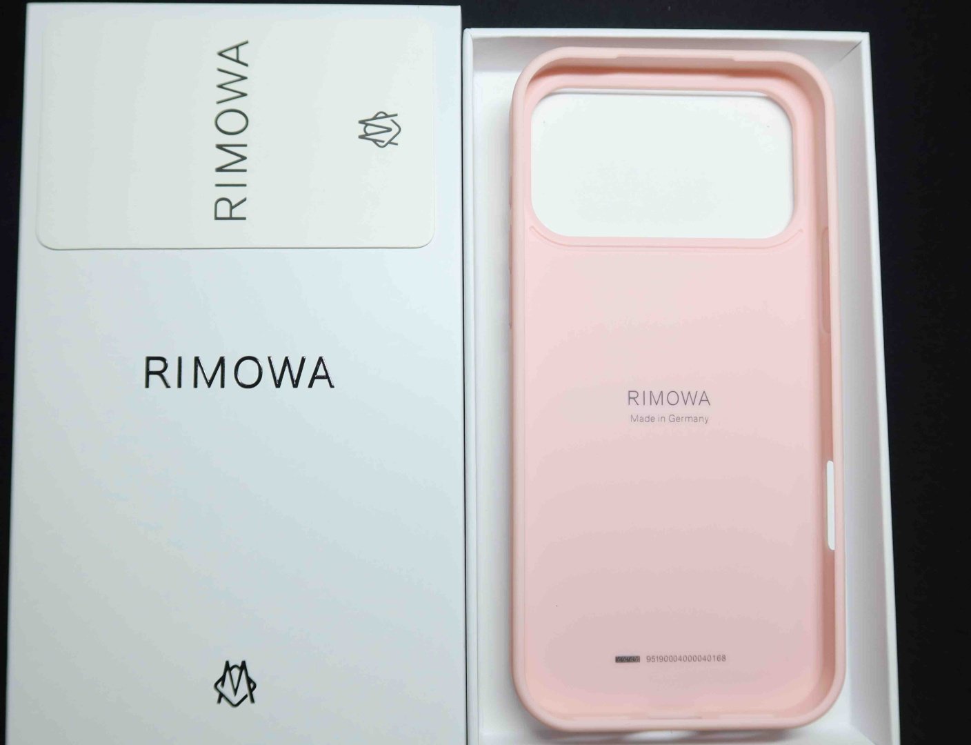 Чехол Rimowa для Apple iPhone 17 Pro розовый купить,8986