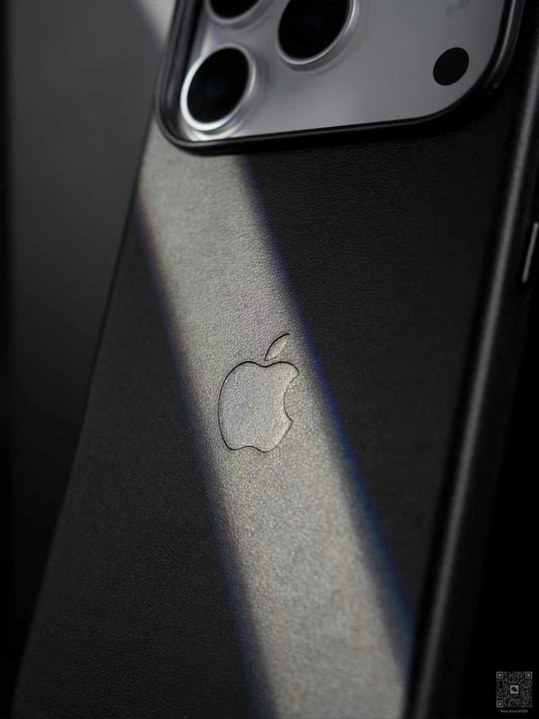 Чехол для Apple iPhone 17 Pro Max черный купить,4999