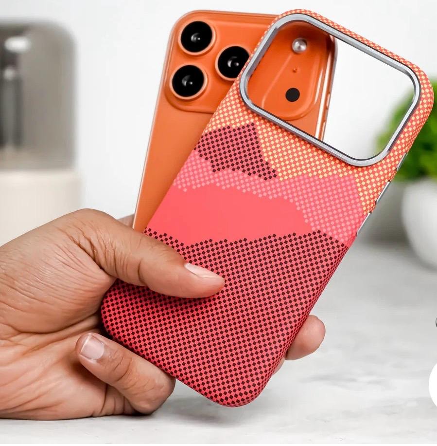 Чехол для Apple iPhone 17 Pro оранжевый купить,4500