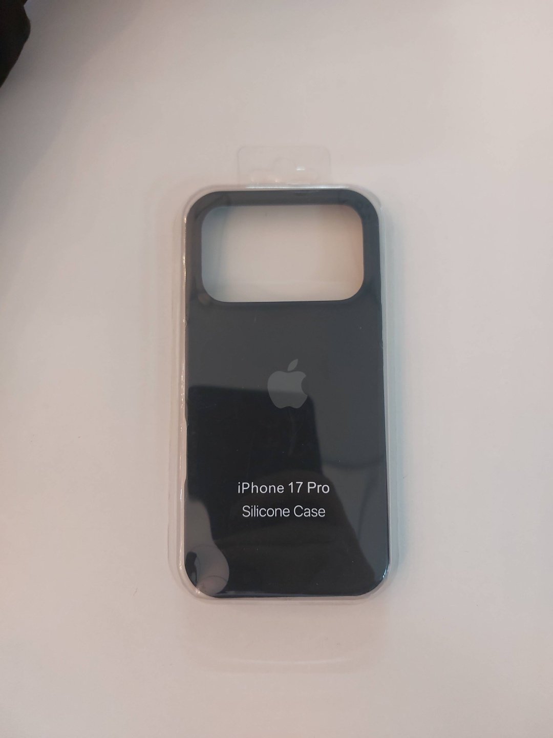 Чехол Silicon Power для Apple iPhone 17 Pro черный купить,953
