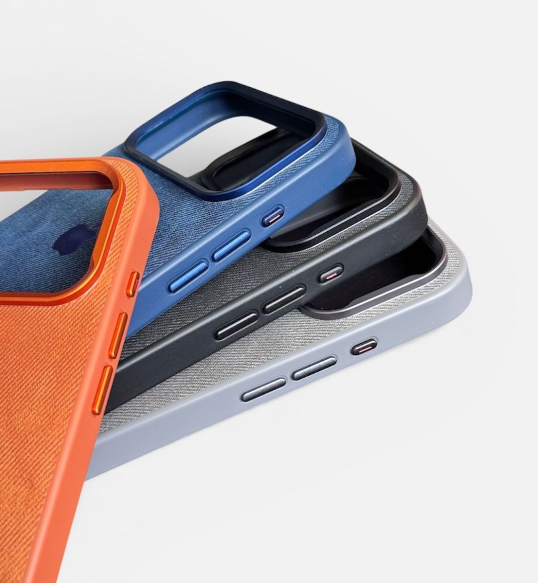 Чехол для Apple iPhone 17 Pro оранжевый