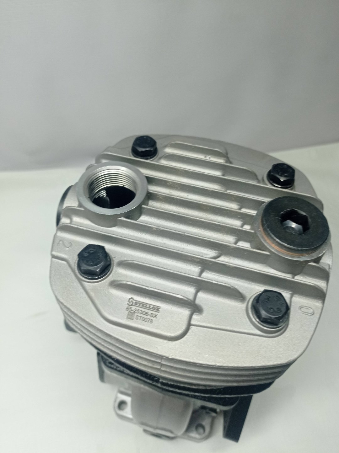 Stellox воздушный компрессор 85-25306-SX купить,92180