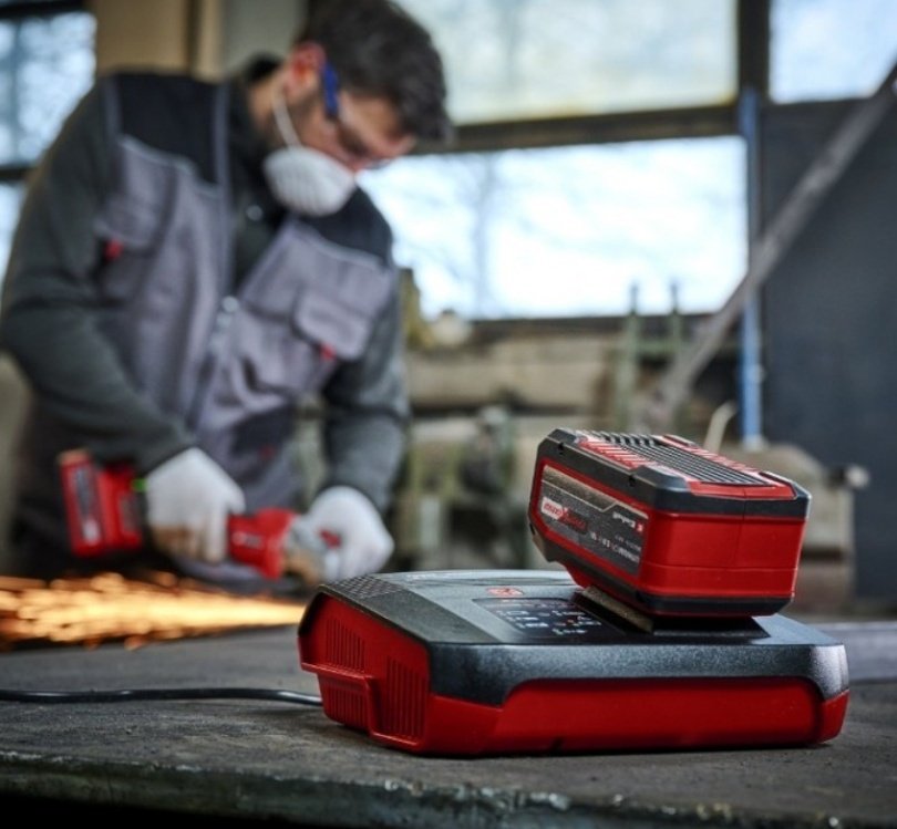 Зарядное устройство Зарядное устройство Einhell Power X-Boostcharger 8A (4512155) купить,39900