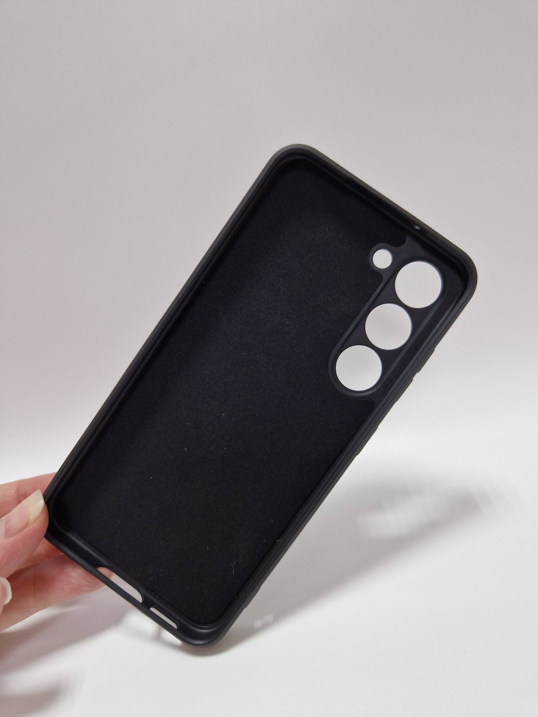 Чехол для Samsung Galaxy S23 черный купить,999