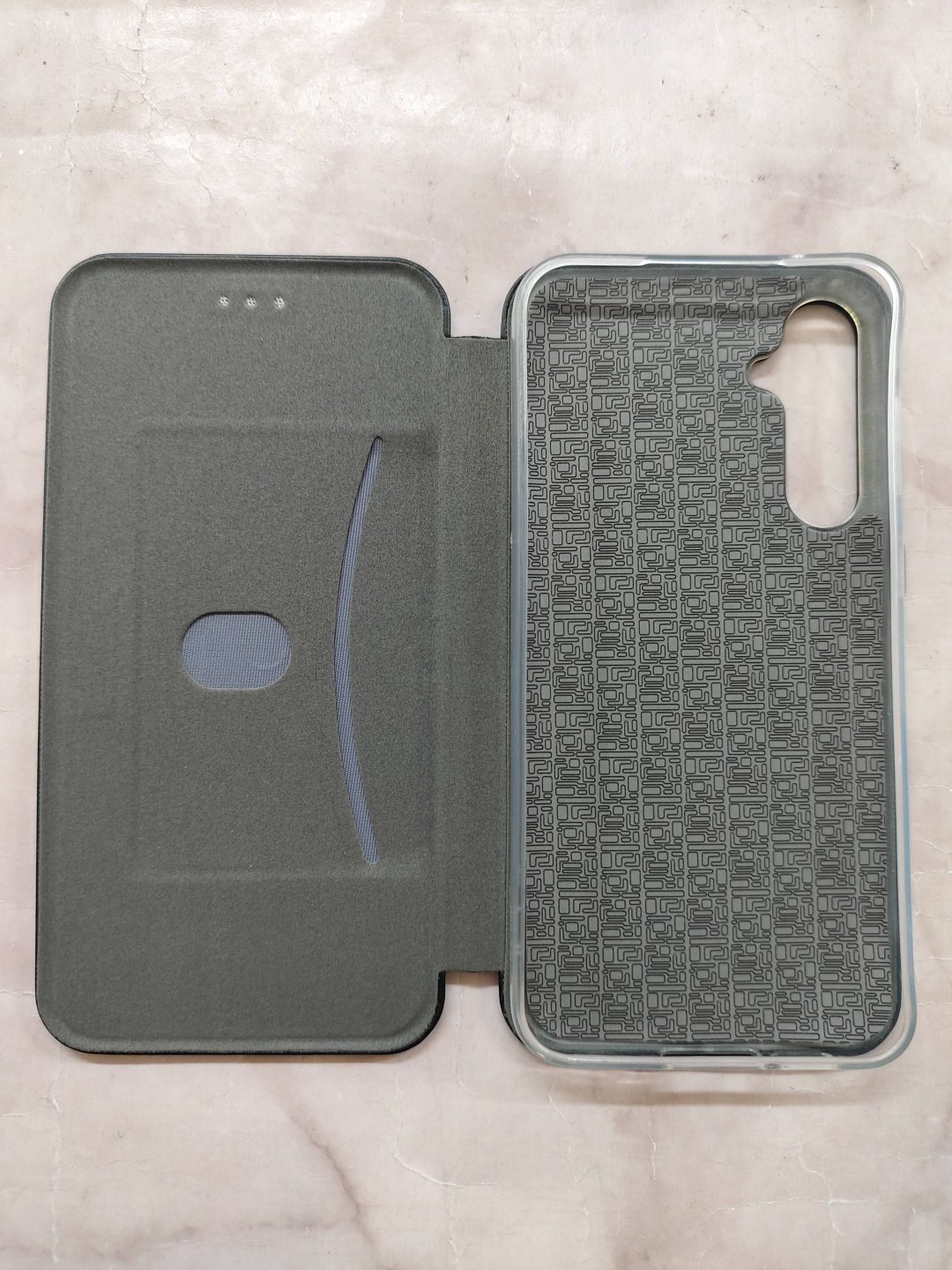Чехол для Samsung Galaxy S23 FE черный купить,900
