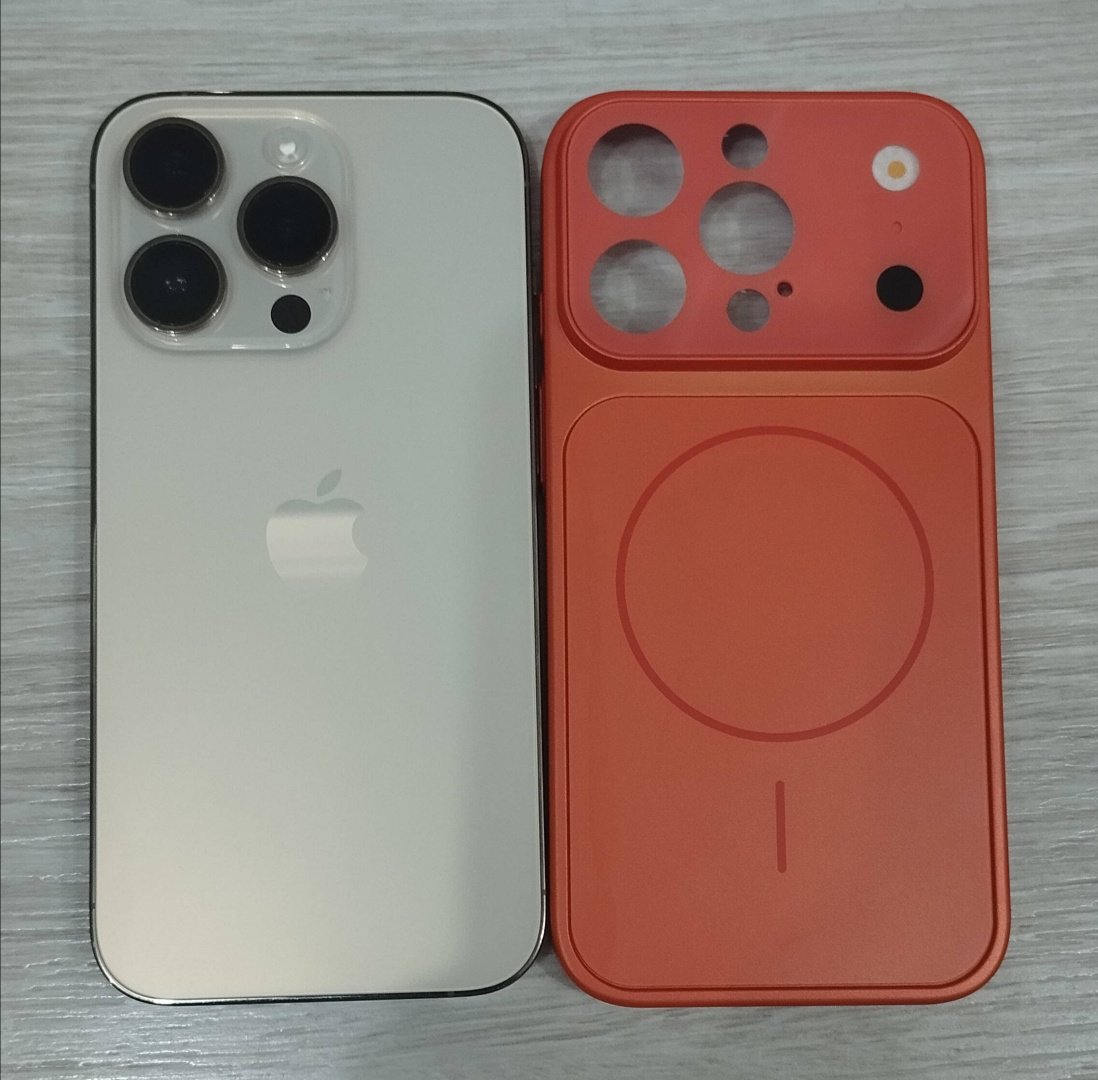 Чехол AMG для Apple iPhone 15 Pro оранжевый купить,1500