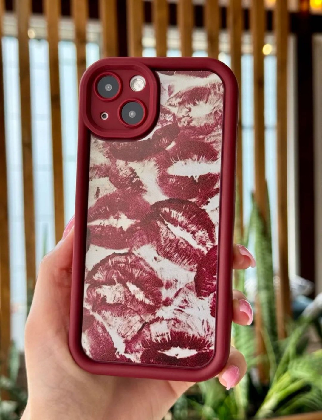 Чехол Make для Apple iPhone 13 бордовый купить,900
