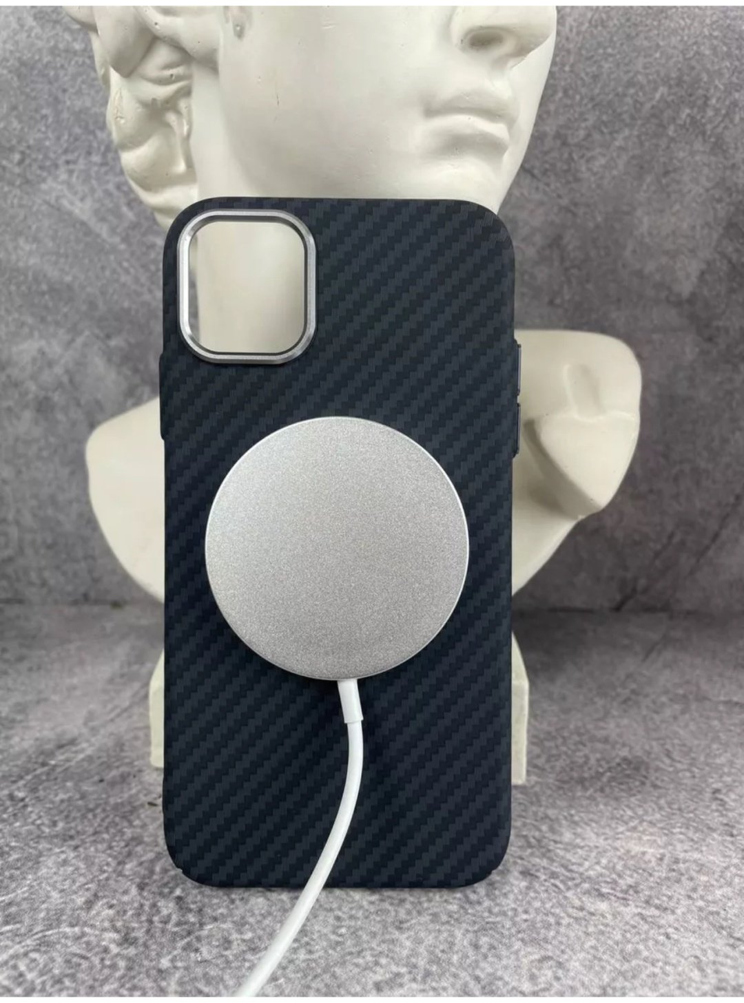 Чехол Luxo для Apple iPhone 14 черный купить,2401