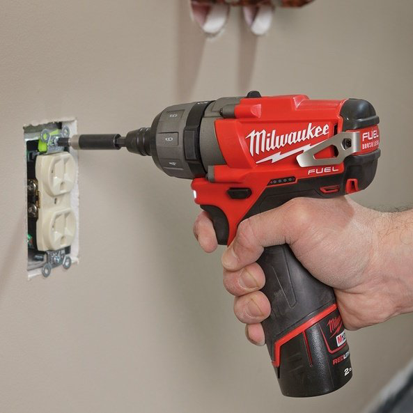 Milwaukee шуруповерт M12 CD-0 4933440450 купить,NaN