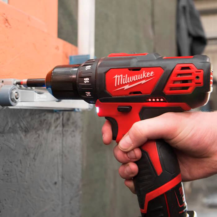 Milwaukee дрель-шуруповерт M12 BDD-0 4933441930 купить,NaN