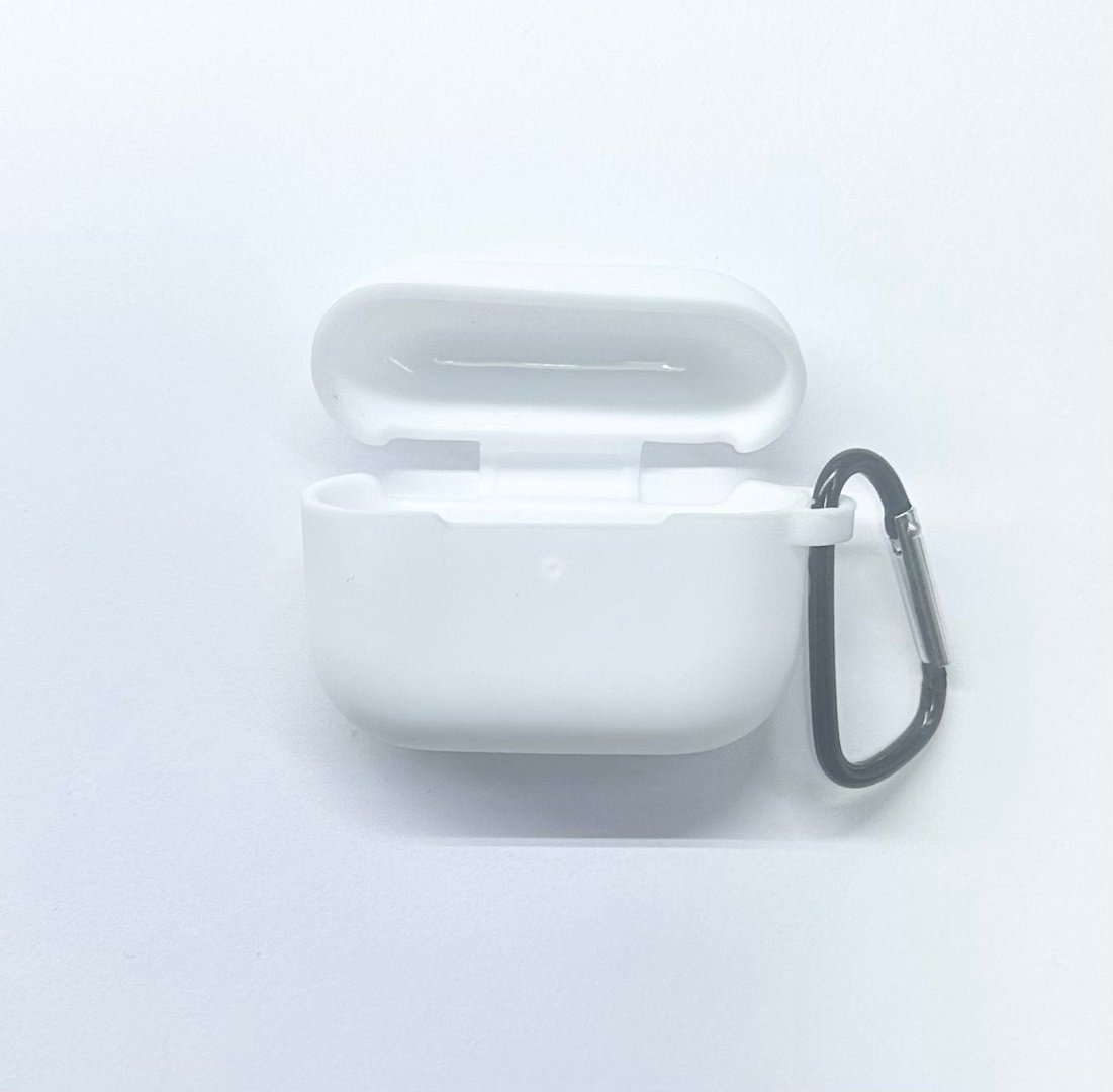 Чехол для Apple AirPods Pro 3 белый