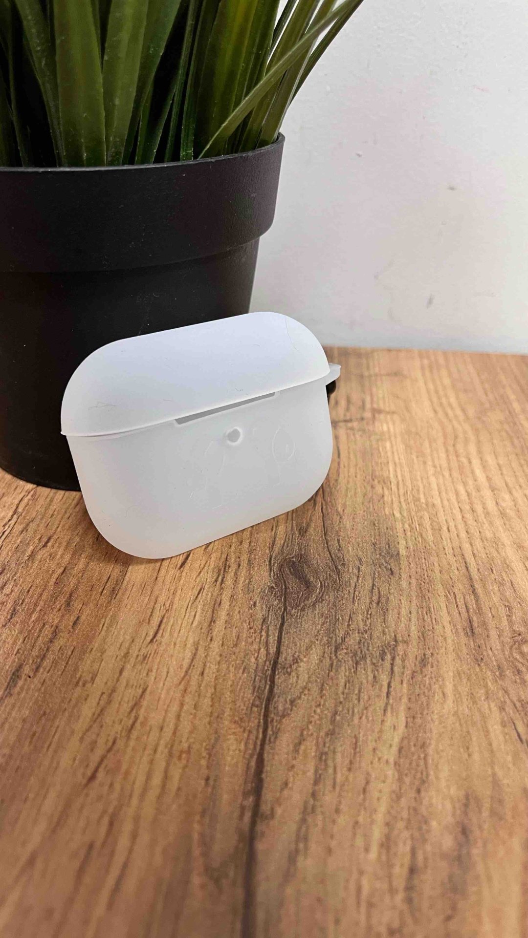 Чехол для Apple AirPods Pro, AirPods Pro 2 белый, прозрачный