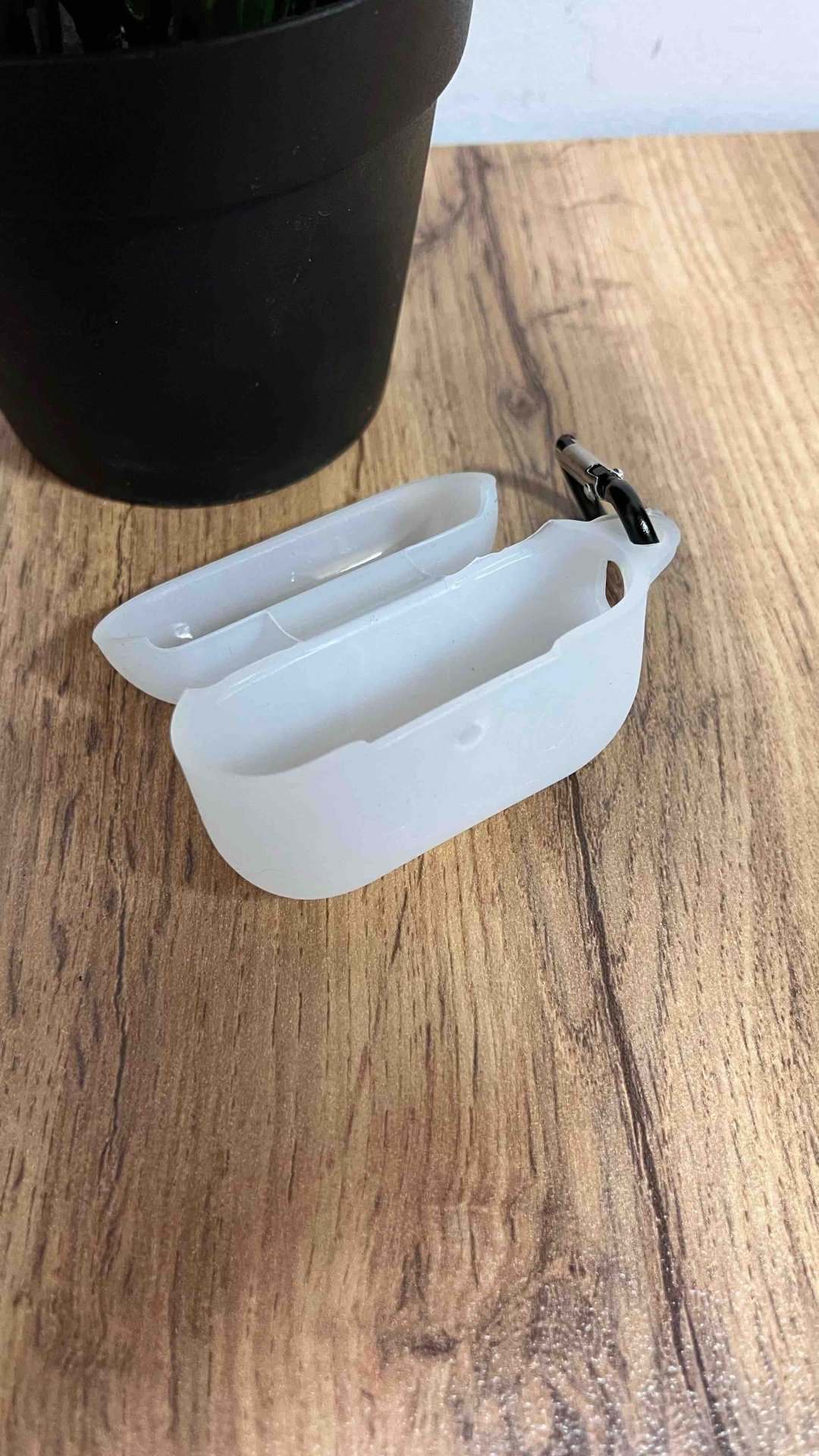 Чехол для Apple AirPods Pro, AirPods Pro 2 белый, прозрачный