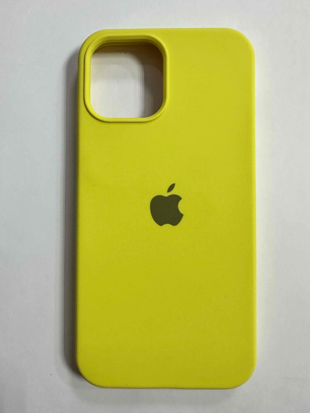 Чехол для Apple iPhone 12 Pro Max желтый - ForteMarket Чехол для Apple iPhone 12 Pro Max желтый купить,550