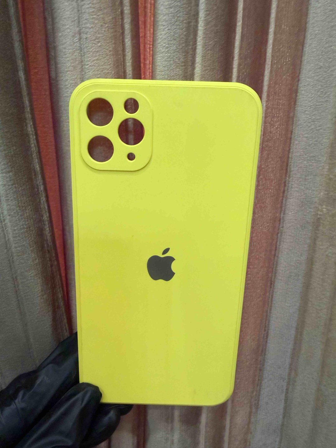 Чехол для Apple iPhone 11 Pro Max лимонный купить,550