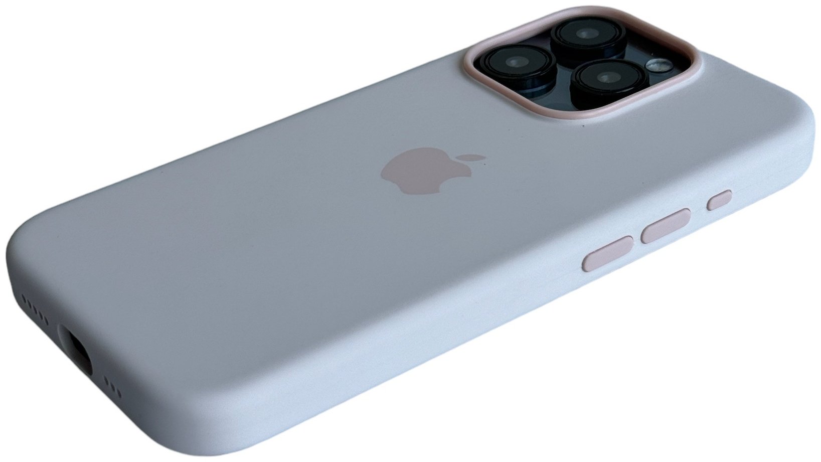Чехол для Apple iPhone 15 Pro белый - ForteMarket Чехол для Apple iPhone 15 Pro белый купить,4997