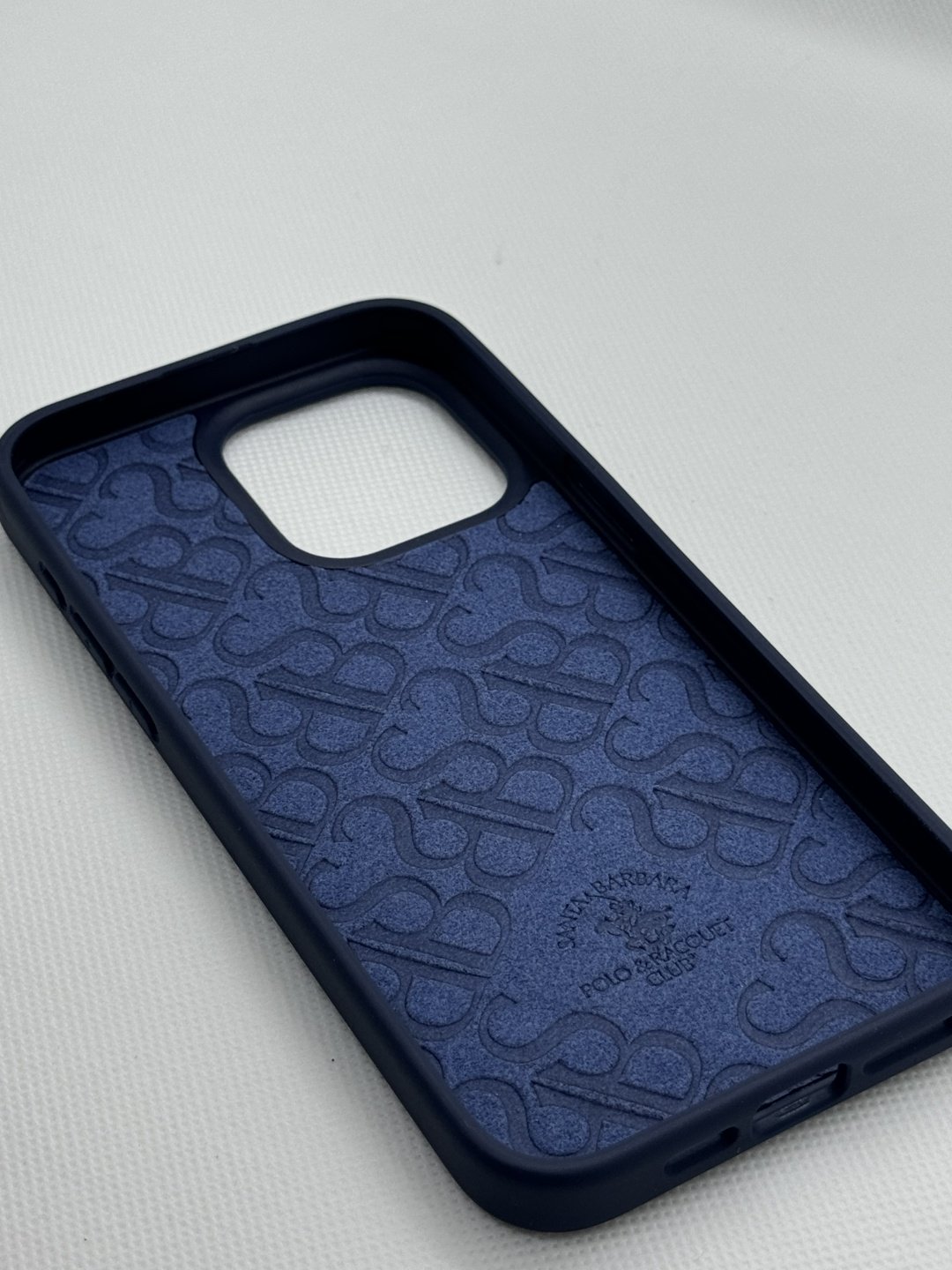 Чехол Santa Barbara Polo & Racquet Club для Apple iPhone 15 Pro Max синий - ForteMarket Чехол Santa Barbara Polo & Racquet Club для Apple iPhone 15 Pro Max синий купить,897