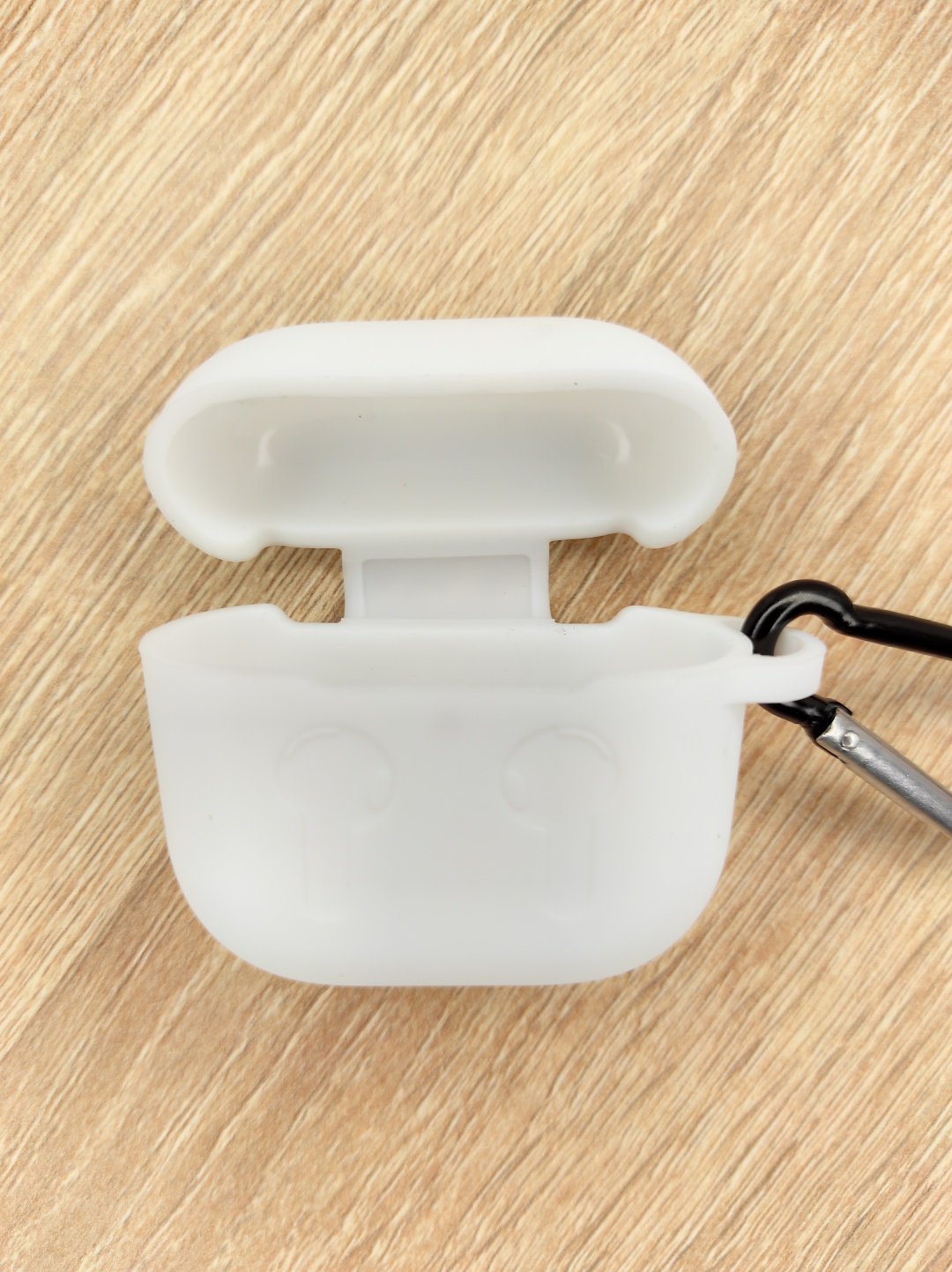 Чехол для Apple AirPods 4 белый