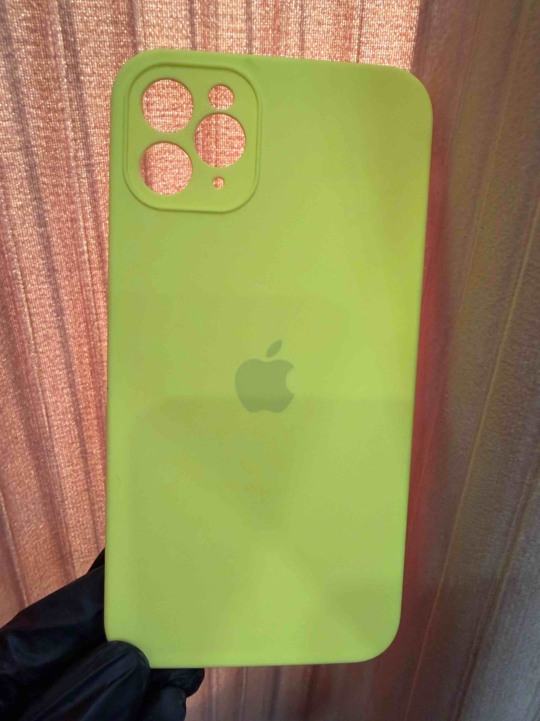 Чехол для Apple iPhone 11 Pro Max желтый купить,550