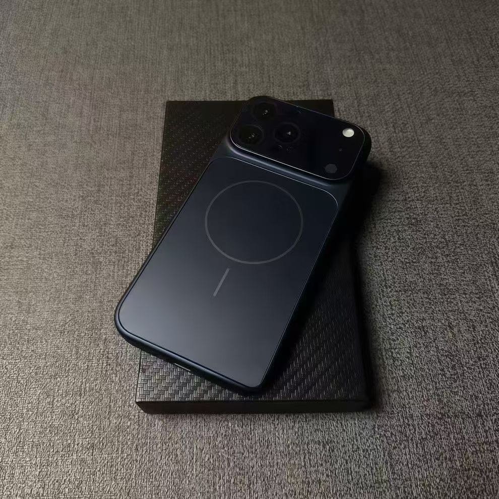Чехол для Apple iPhone 13 Pro Max оранжевый купить,1500