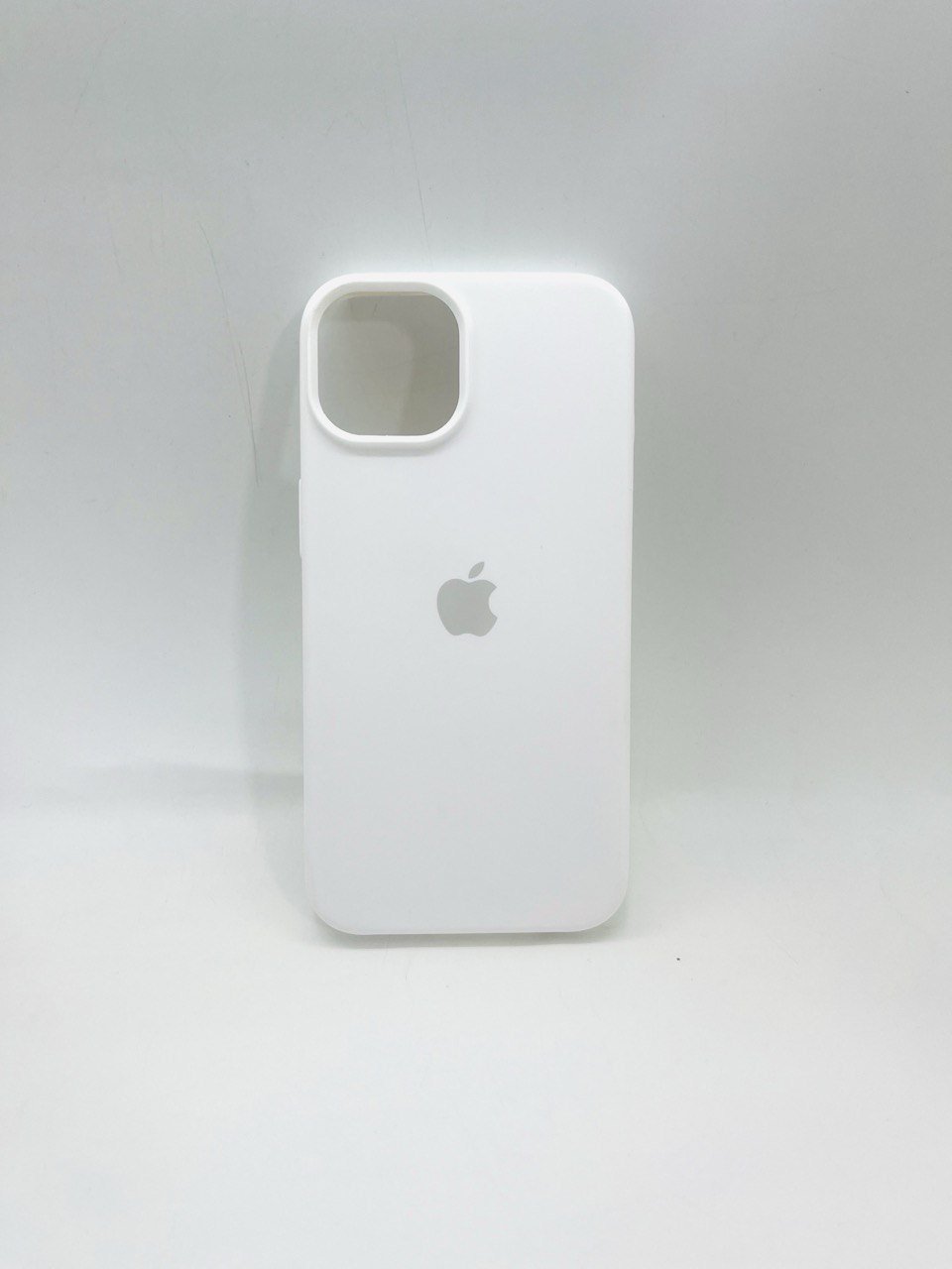Чехол для Apple iPhone 13 белый купить,1233