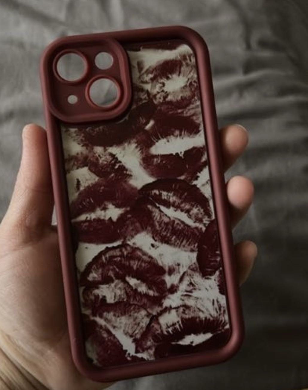 Чехол для Apple iPhone 14 бордовый купить,350