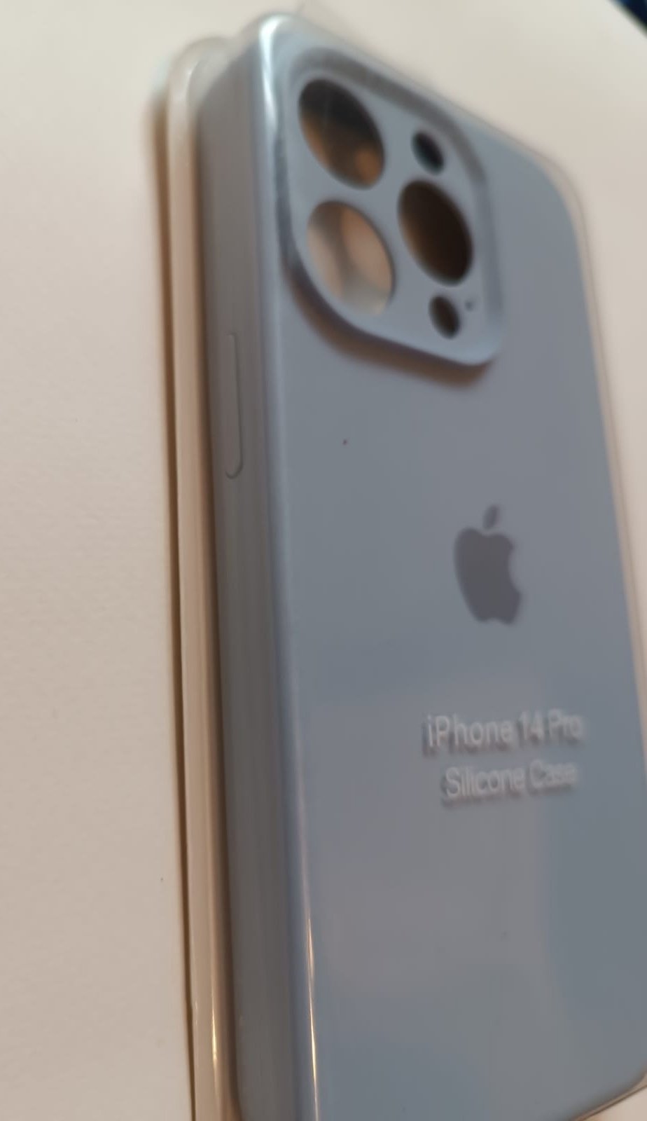 Чехол для Apple iPhone 14 Pro голубой купить,999