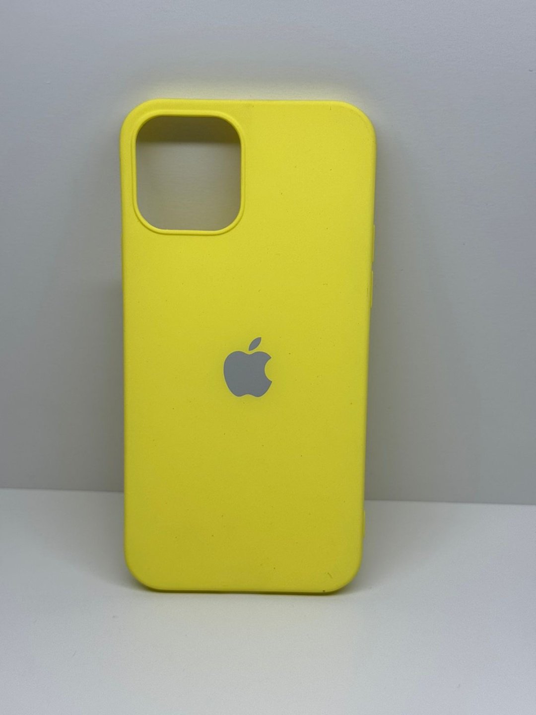 Чехол для Apple iPhone 12, iPhone 12 Pro желтый купить,1250