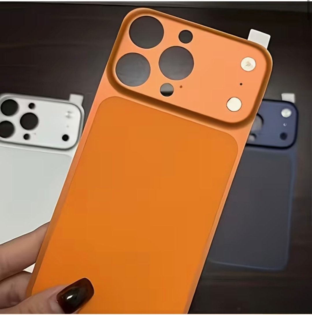 Чехол для Apple iPhone 15 Pro оранжевый купить,1900