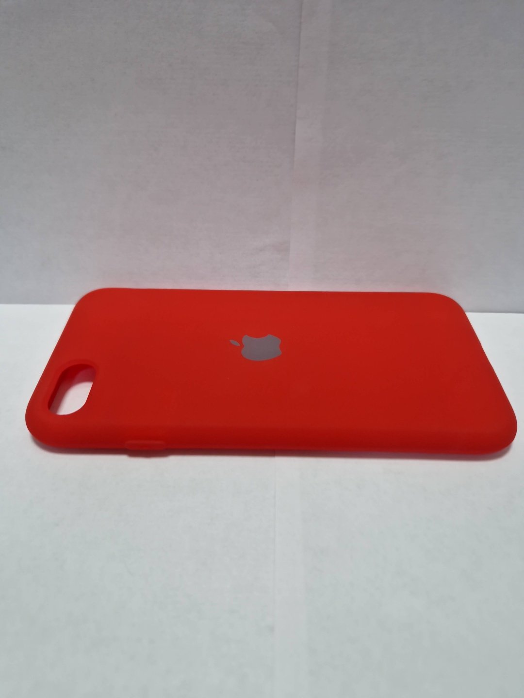 Чехол для Apple iPhone 7 красный купить,550