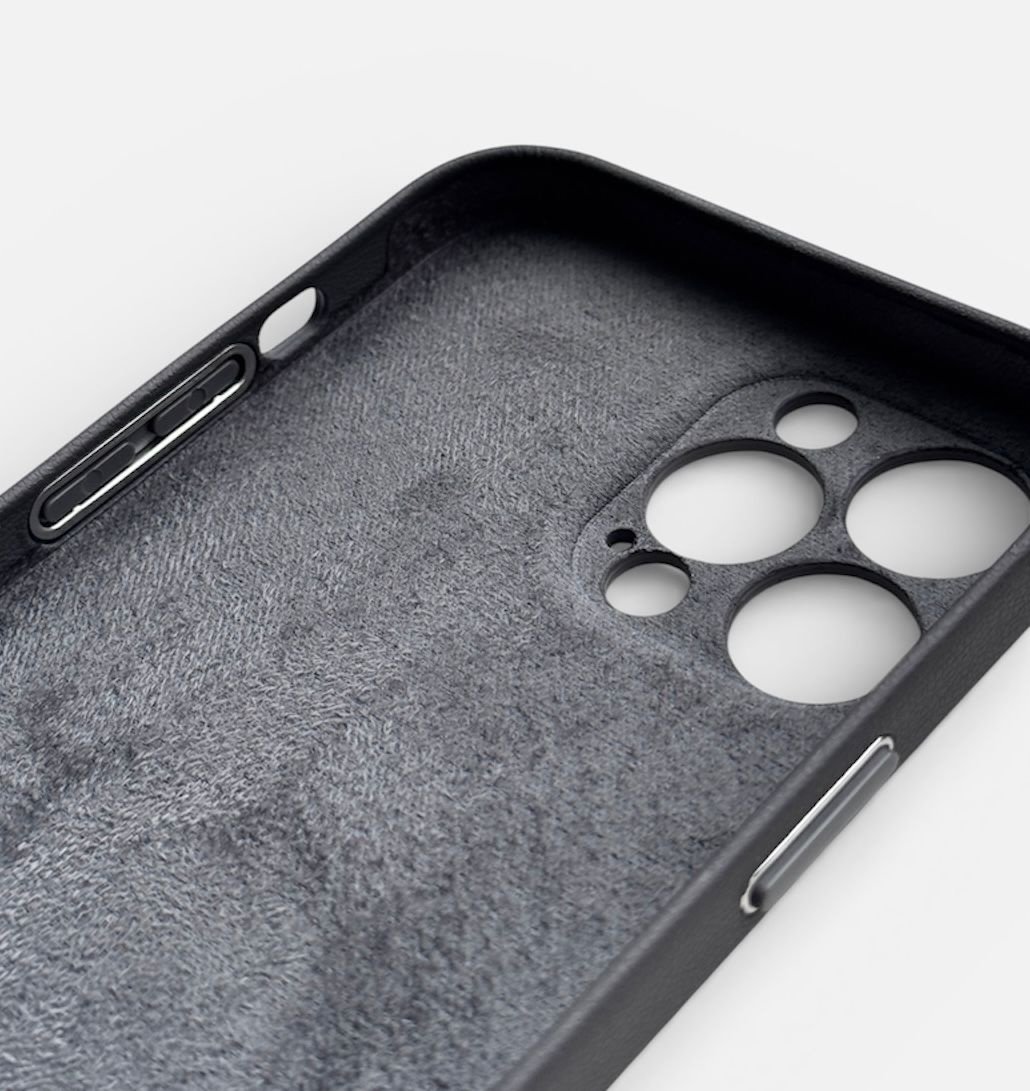 Чехол для Apple iPhone 15 Pro Max серый - ForteMarket Чехол для Apple iPhone 15 Pro Max серый купить,2500