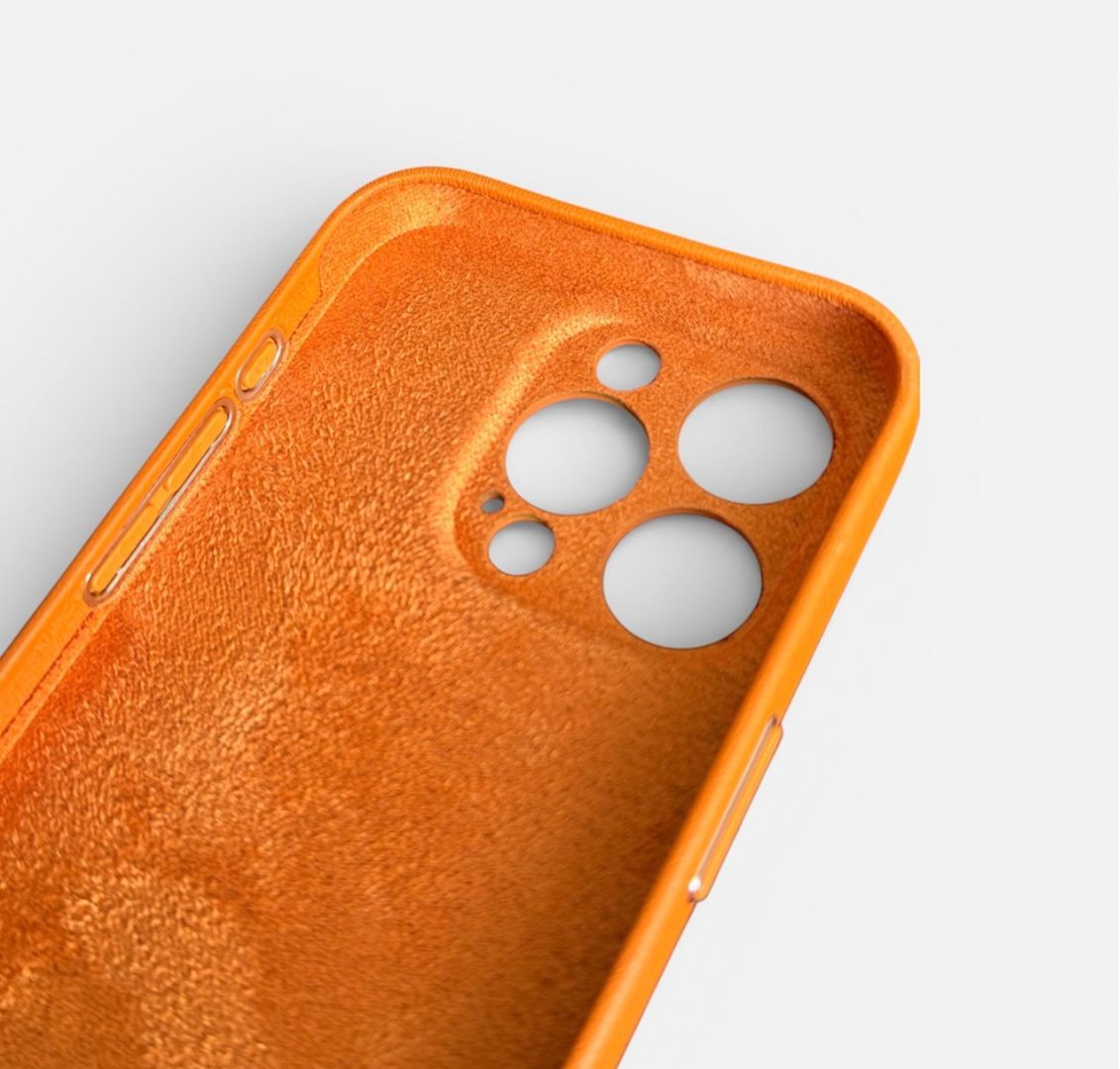 Чехол для Apple iPhone 15 Pro оранжевый - ForteMarket Чехол для Apple iPhone 15 Pro оранжевый купить,2500