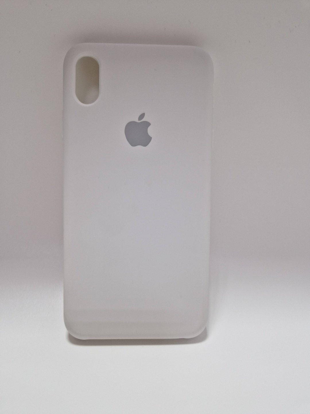 Чехол для Apple iPhone Xs Max белый - ForteMarket Чехол для Apple iPhone Xs Max белый купить,550