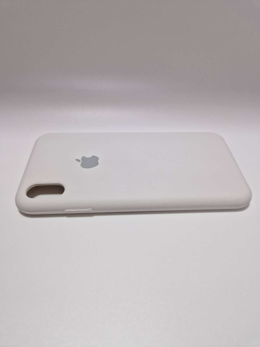 Чехол для Apple iPhone Xs Max белый - ForteMarket Чехол для Apple iPhone Xs Max белый купить,550