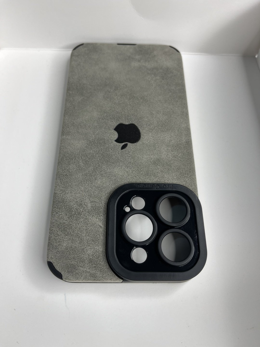 Чехол для Apple iPhone 15 Pro Max серый купить,999